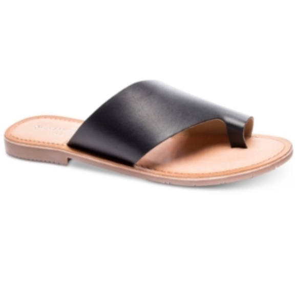 Women's Chinese Laundry Gemmy Slide
Sandal, Size 5.5 M - Black - Picture 2 of 14